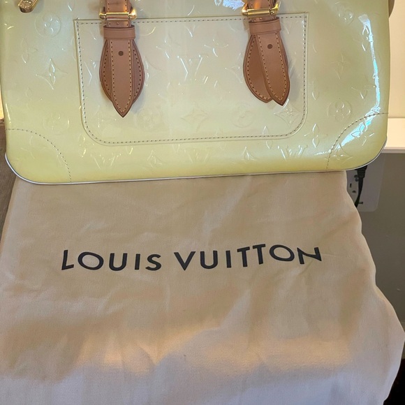 Sold! Louis Vuitton Vernis Rosewood Ave Perle w/ COA - Picture 17 of 17